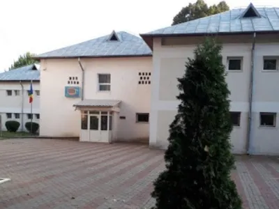O grădiniță din Iași a rămas la „școala online” din cauza unui proiect de renovare lent - FOTO: ziaruldeiasi.ro