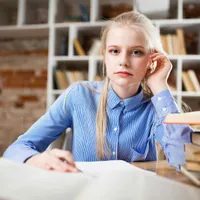 Cum au studenţii asigurări de sănătate, chiar dacă nu contribuie. Ce alte categorii mai sunt vizate? - Foto: Pexels/George Dolgikh