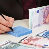Românii primesc ultima tranșă de bani de la stat pentru alimente. Când intră banii pe card Foto: Profimedia Images (fotografie cu caracter ilustrativ)