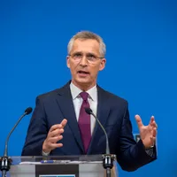 NATO avertizează Moscova că va plăti scump. FOTO: Facebook