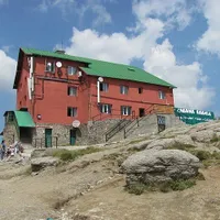 Celebra cabană "Babele" din Bucegi, scoasă la vânzare Foto: imobiliare.ro