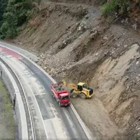 VIDEO A fost anunțată ziua în care se deschide Valea Oltului, pentru şoferi. Ce pericole sunt - Foto: CNAIR