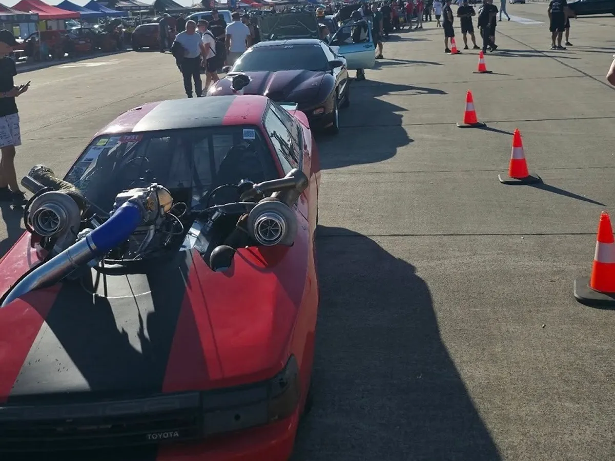 Mașini puternice, la RoDrag Racing 2025 - Foto: Facebook/RoDrag Racing