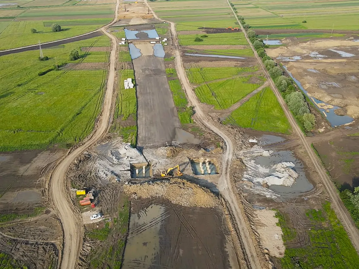 Se pierd banii din PNRR pe o bucată din Autostrada Unirii! Proiectul, întârziat cu 7 luni - Foto: Facebook / Asociația Pro Infrastructură
