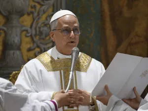 Papa Leon al XIV-lea speră să aducă lumină „asupra nopților întunecate ale acestei lumi” - Foto: Profimedia Images