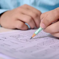 Record de candidaţi la concursul de rezidenţiat: 12.564 de persoane, pe 6.311 locuri. / Foto: playtech.ro