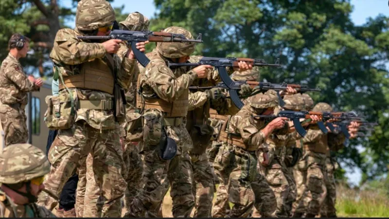 Instruire soldați ucraineni/foto: uk army