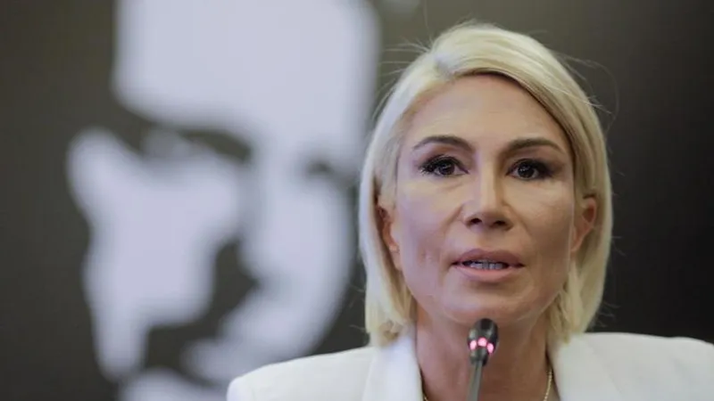 Raluca Turcan, după inculparea lui Dumitrescu pentru mită: „Afectează întreaga clasă politică” - Foto: INQUAM PHOTOS / George Călin