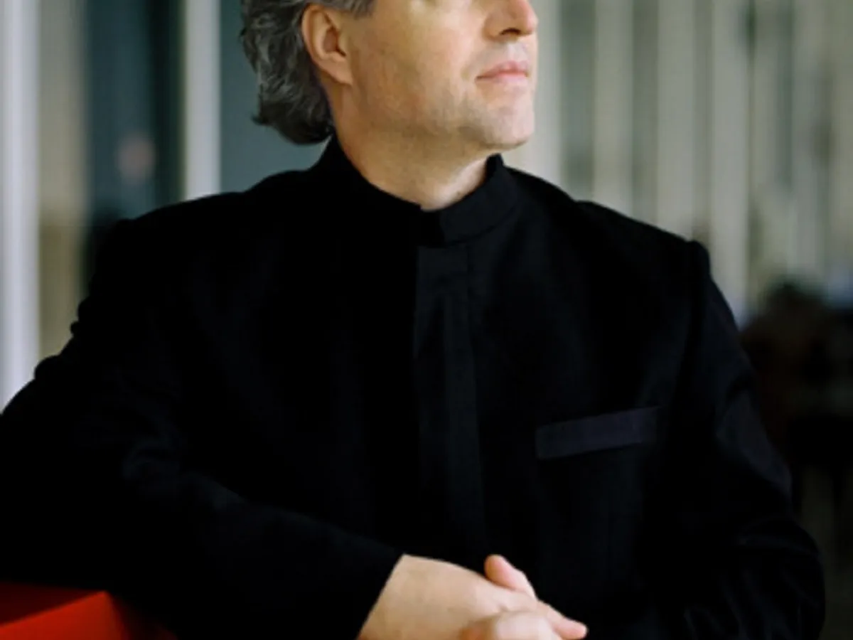 Dirijorul Manfred Honeck Foto: Orchestra Filarmonică Cehă