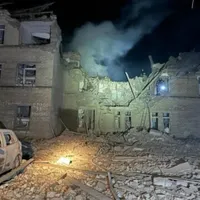 Bombardamente rusești asupra blocurilor și  spitalelor din Selîdov - Foto: X/ @DanaSLJL