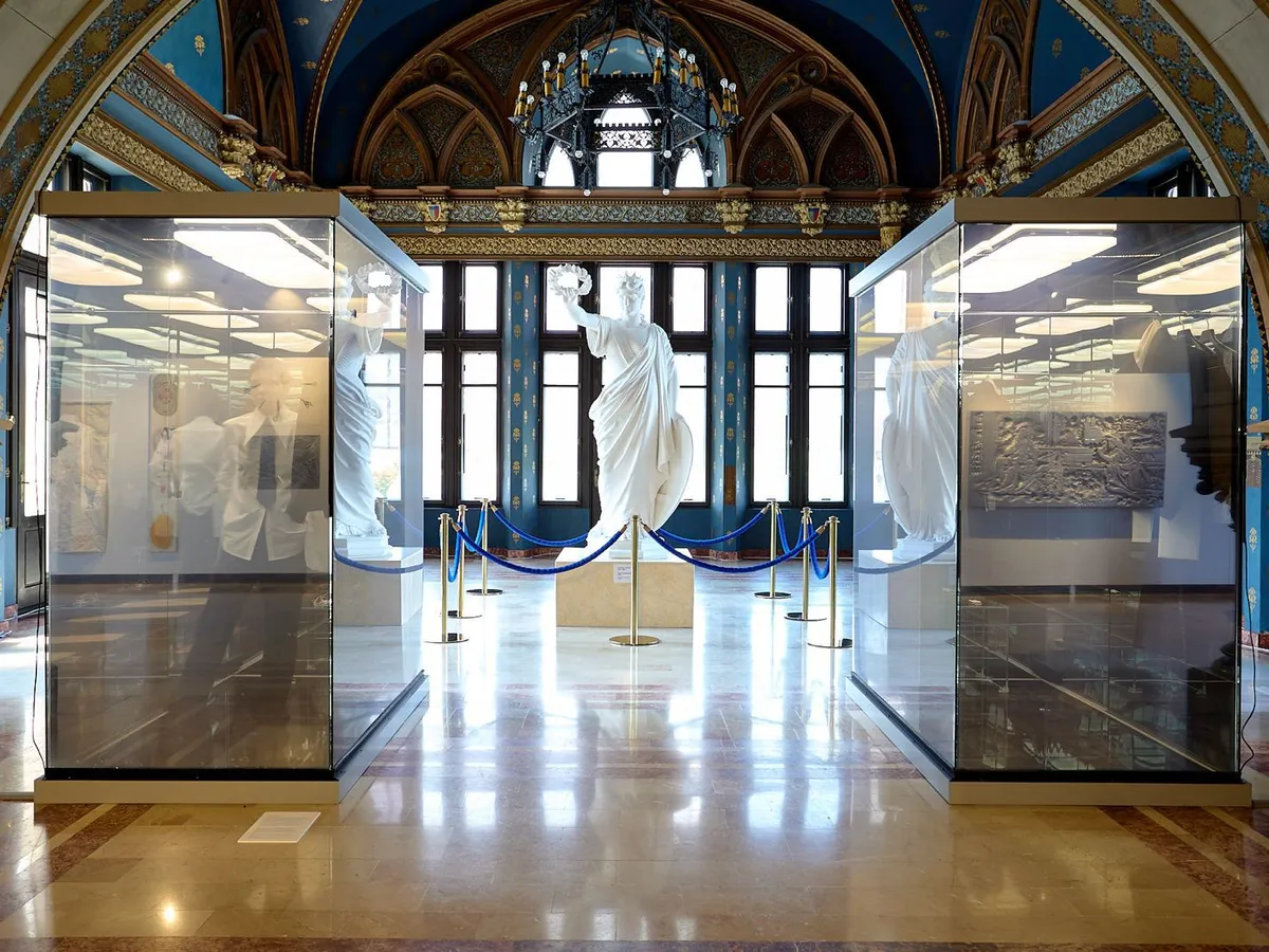 Identitatea, frica și relația dintre om și tehnologie, explorate în expoziții, la Romanian Creative Week