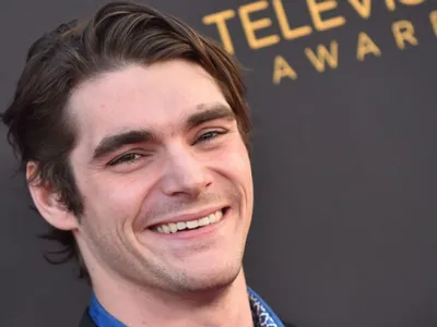 A fost anunțată cauza morții lui RJ Mitte, actorul din „Breaking Bad”