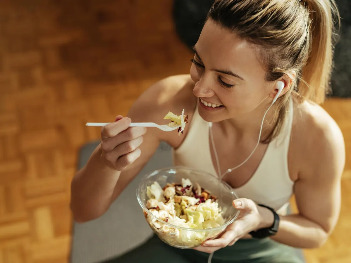 Ingredientul din bucătărie care te ajută să spui „adio” kilogramelor în plus. O sticlă costă 5 lei - Foto: Freepik