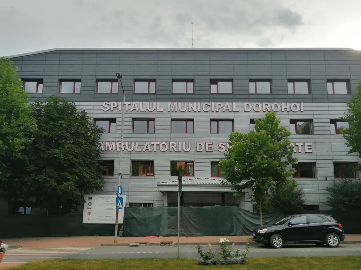 Pacient cu hemoragie intracraniană, trimis de medici să se trateze acasă. A revenit în stare gravă - Foto: Spitalul Dorohoi