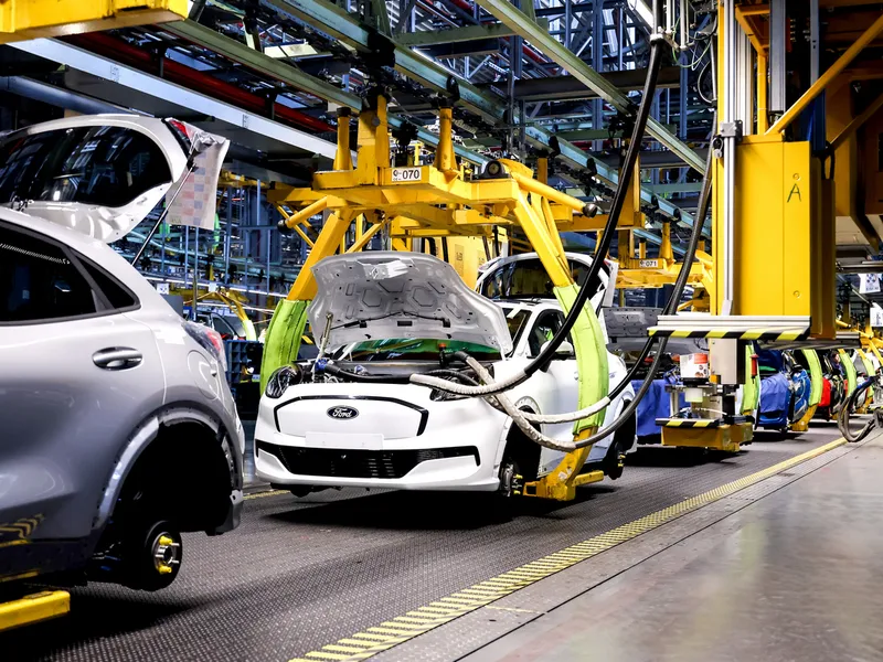 Zi istorică, pentru industria auto din România. Ford a pornit producția de mașini electrice - Foto: Ford