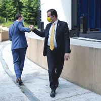 CINE VA CONDUCE PNL Actualul președinte al liberalilor, Ludovic Orban, și actual premier, Florin Cîțu, candidează pentru locul I în PNL - Foto: INQUAM PHOTOS/ Octav Ganea