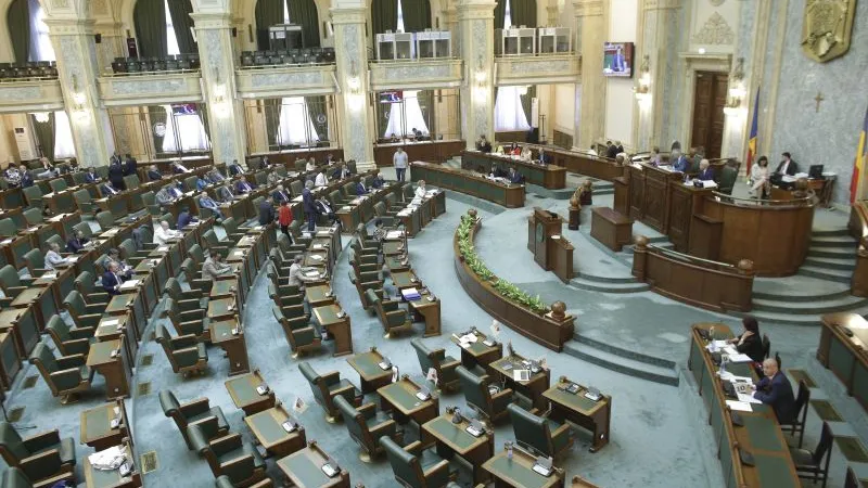Principalii beneficiari vor fi parlamentarii. Foto Inquam Photos/Octav Ganea
