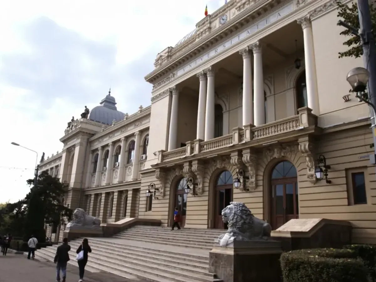 UNiversitate - Foto: ziaruldeiasi