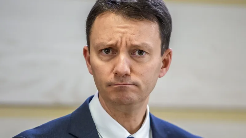 Siegfried Mureșan acuză: Ciolacu a dus România pe ultimul loc în UE la absorbția fondurilor europene: FOTO - Profimedia(imagine cu rol ilustrativ)