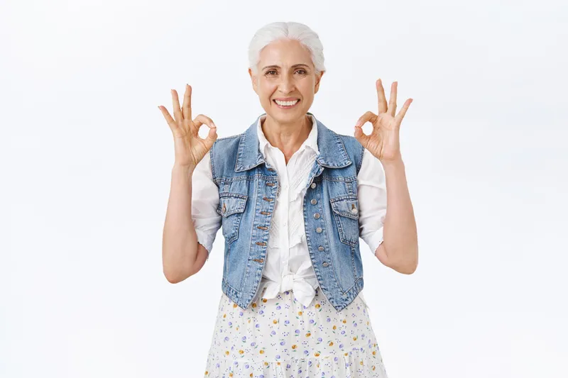 Pensionară la pensie - Foto: Freepik