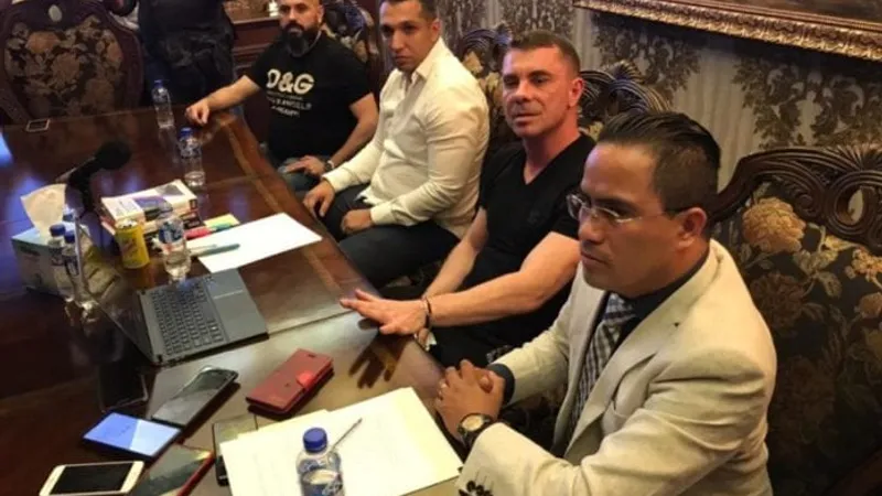 Jalbele interlopului Rechinu la președintele Mexicului au avut efect. A fost primit de șefa Securității Foto: quintafuerza.mx