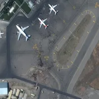 Americanii nu au lăsat nici un avion întreg. FOTO: Facebook