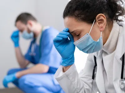 Medicii rezidenți anunță proteste masive după ce 2 colegi au murit de epuizare. ”Avem dreptul! ” - Foto: Freepik (rol ilustrativ)