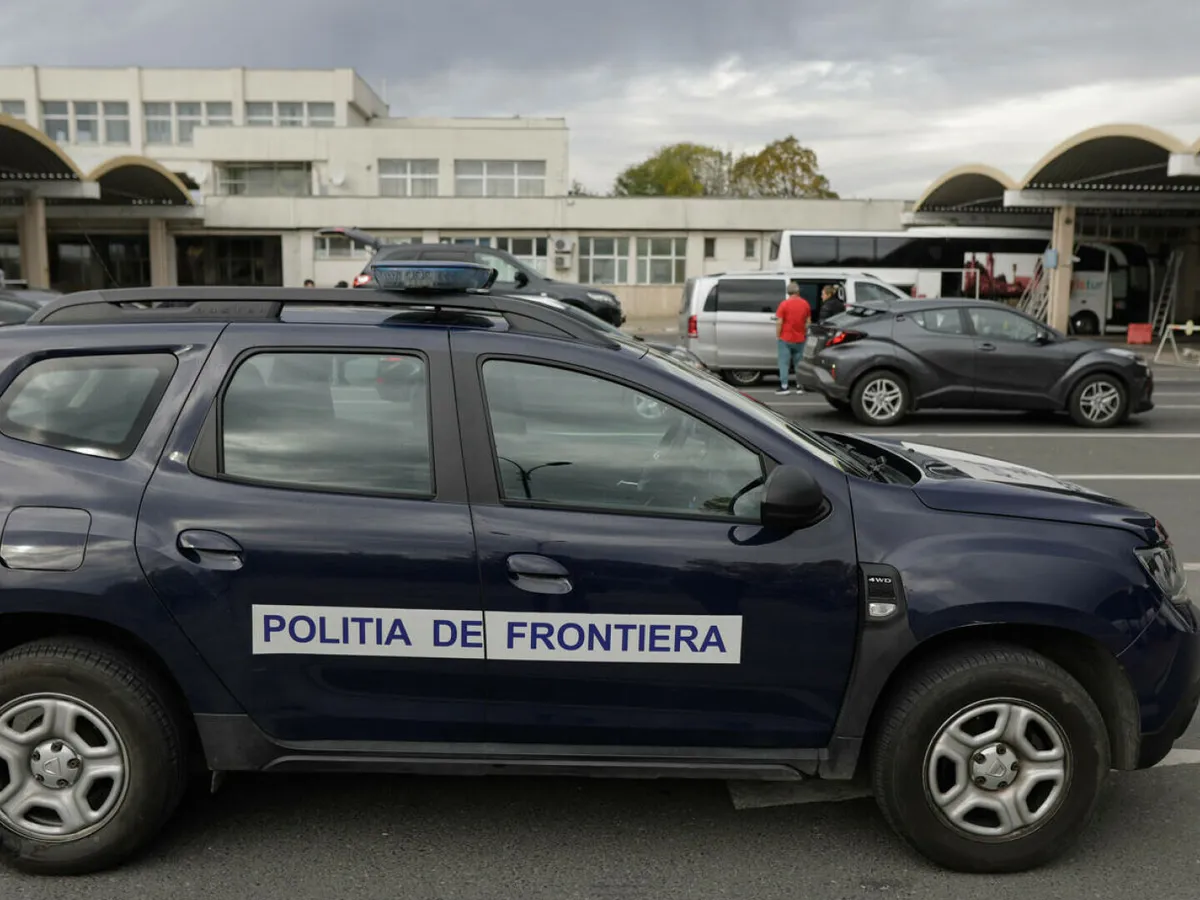 Un polițist de frontieră a fost reținut pentru mită. Ce sume lua și ce a descoperit ancheta? - Foto: aRHIVA