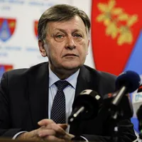 Crin Antonescu, despre o fată de 15 ani condamnată de comunişti la închisoare pentru trădare de ţară - Foto: INQUAM PHOTOS-Malina Norocea