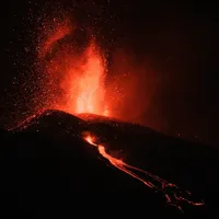Lava de la vulcanul din La Palma a ajuns la ocean. Pericol de nori toxici/foto: oceanic..com