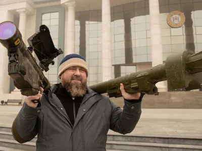 „La o lume distanță de Moscova”: Cum evită Kadîrov războiul lui Putin, deși se laudă că trupele sale ard de nerăbdare să lupte pe front