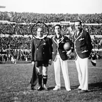 Costel Rădulescu, primul din stânga - Foto: Gsp.ro