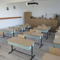 Băncile își așteptă elevii pentru Simulare Evaluare Națională 2019. Foto Inquam Photos/Octav Ganea