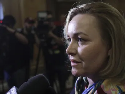 VIDEO Prima reacție a lui Carmen Dan, după ce a aflat că sora sa i-ar fi folosit numele pentru a înșela oameni
