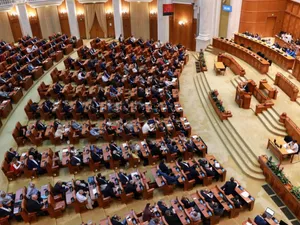 Moțiunea de cenzură împotriva guvernului Cîțu, dezbătută după ce se pronunță CCR. Foto Inquam Photos/George Călin