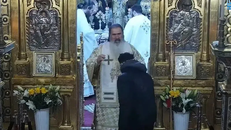 Arhiepiscopia Tomisului susține că amenzile primite de IPS Teodosie sunt ilegale. / Foto: dobrogea.tv