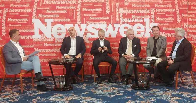 Dan C&icirc;mpean, Mihai Duţă, Alexandru Suditu, Alexandru Iordache, Adrian Zuckerman şi Marius Bostan, la IT&Cyber ​​Summit 2026 - Foto: Newsweek Rom&acirc;nia