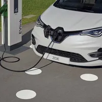 Risc de incendiu, la Renault Zoe! Află ce modele ale mașinii electrice sunt chemate în service - Foto: Renault - Rol ilustrativ