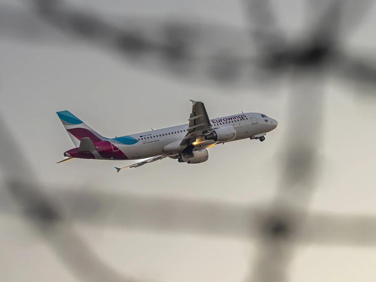 Haos, în transporturile aeriene. Airbus a chemat urgent în service 6.000 de avioane A320. Care e problema?