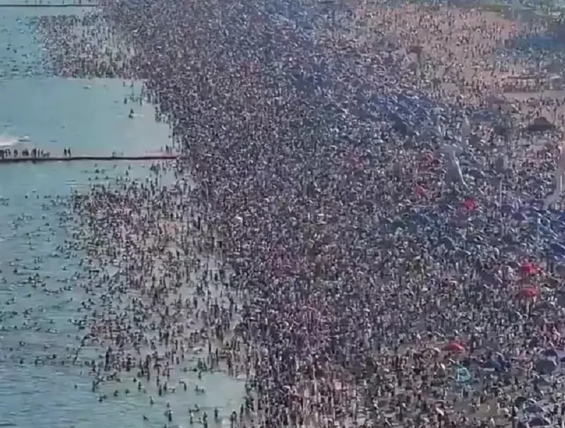Plajă China
