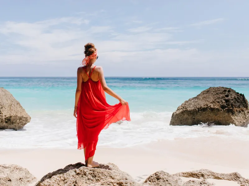 Escrocherie cu vacanțe în Zanzibar. 33 de români au fost păcăliți. 73.000 de euro prejudiciu - Foto: Freepik (Imagine cu rol ilustrativ)