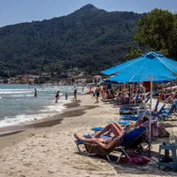 VACANȚA Turiștii români vor avea în Grecia, 40 de grade, în iunie. Primul val de căldură, duminică - Foto: Profimedia Images