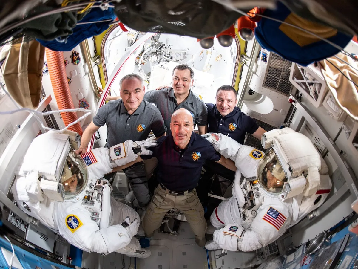 După 50 de ani, oamenii revin lângă Lună: misiunea Artemis 2 scrie istorie pentru prima dată după Apollo 1972