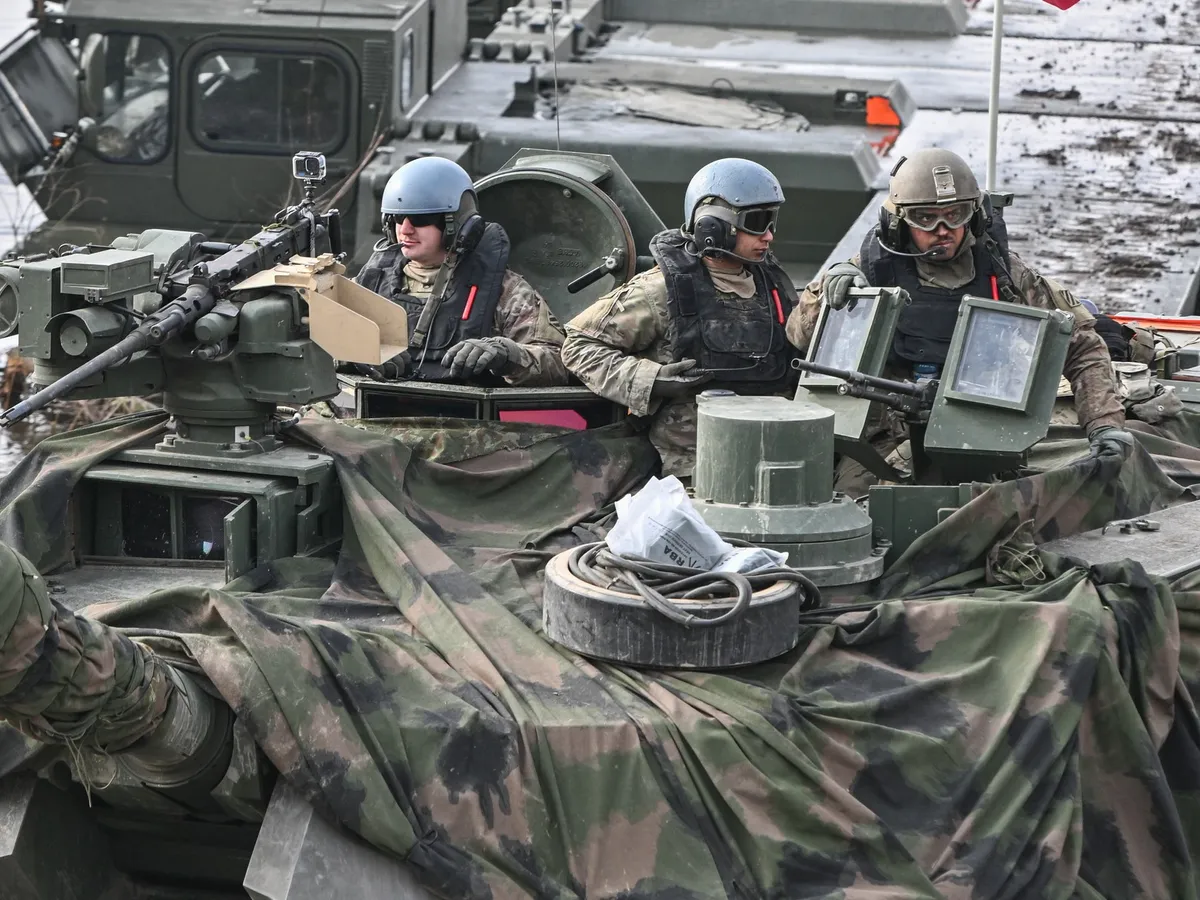 România, cea mai mare creștere a cheltuielilor militare. Mai vrem 5.000.000000€ de la UE pentru arme - Foto: Profimedia Images (imagine cu rol ilustrativ)