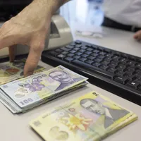 În ce ani românii cu salariul minim erau milionari? 3.100.000 de lei era cea mai mică leafă - Foto: Inquam Photos / Octav Ganea (rol ilustrativ)