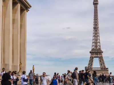 Spioni, masoni și asasini plătiți. În Franța a început unul dintre cele mai ample procese din istoria recentă