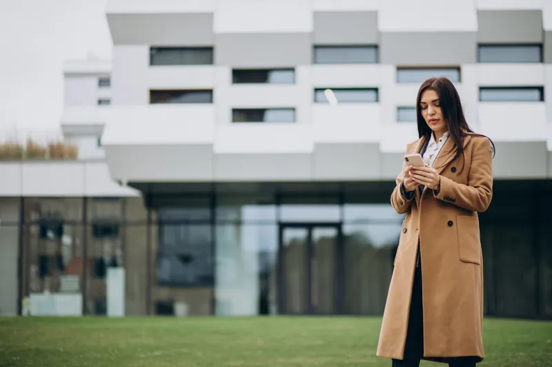 Cu ce se ocupă șeful de scară la bloc? Poate primi bani pentru funcția sa. Ce nu are voie să facă - Foto: Freepik (Imagine cu rol ilustrativ)