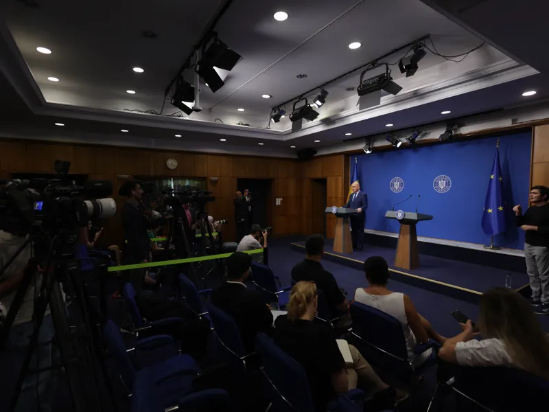 Bolojan a făcut o ofertă pentru pensiile speciale - Foto: INQUAM PHOTOS / Bogdan Buda