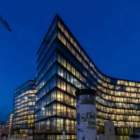 Erste și Raiffeisen, investiții de 2 miliarde € într-un dezvoltator imobiliar falimentar - Foto: Profimedia Images - Campusul Erste Bank din Viena