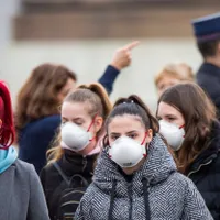 Încă doi români infectați cu noua tulpină COVID-19 din Marea Britanie/FOTO: zf.ro